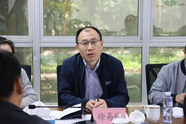 上海市生態(tài)環(huán)境局深入青浦區(qū)調(diào)研 推動環(huán)評與排污許可“兩證合一”軟件開發(fā)